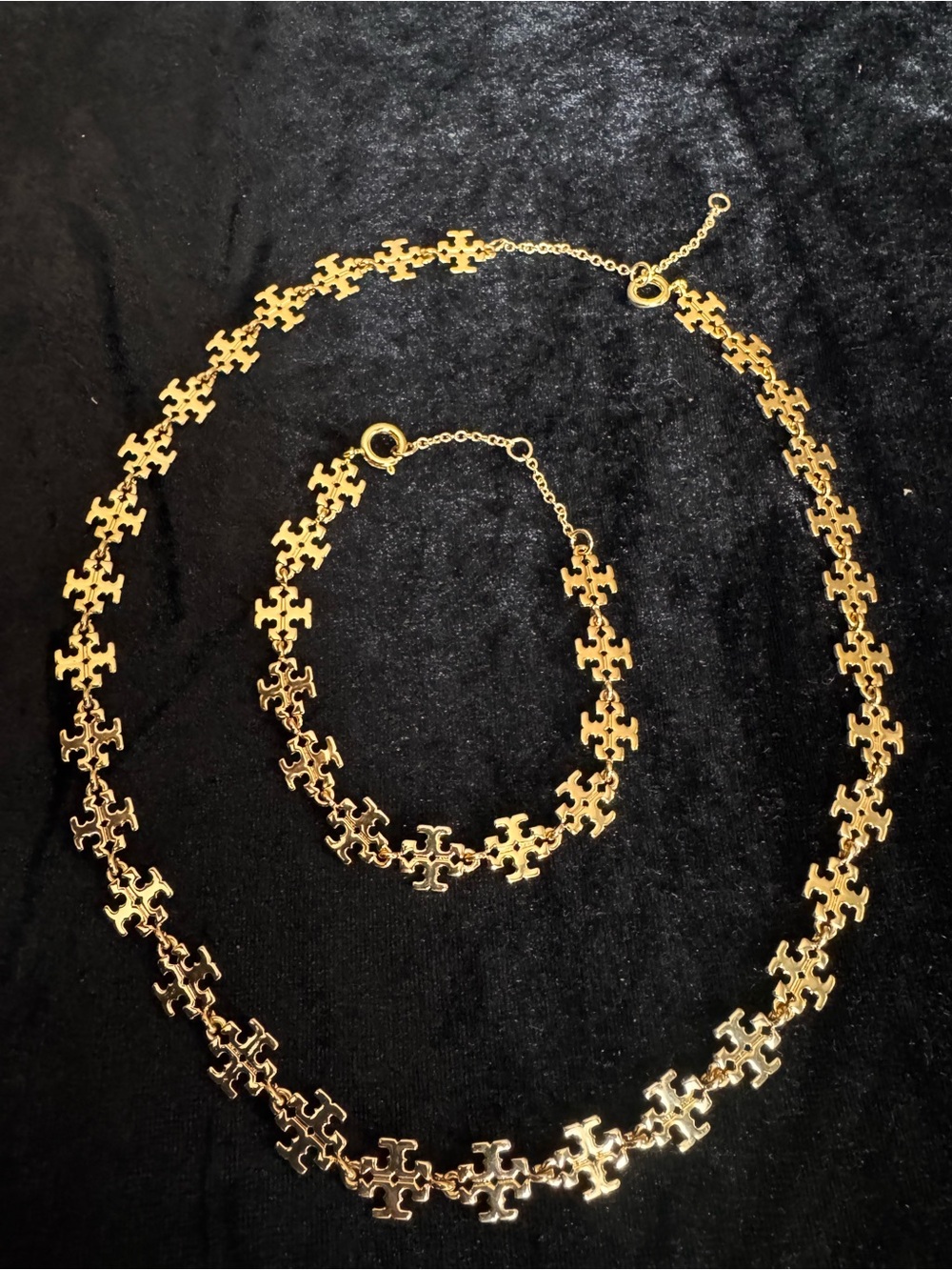 Tory Burch Gold Tone Cross-Link Necklace and Bracelet Set - Women's Jewelry
